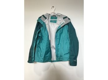 Teal L. L. Bean Size Large Light Weight Jacket