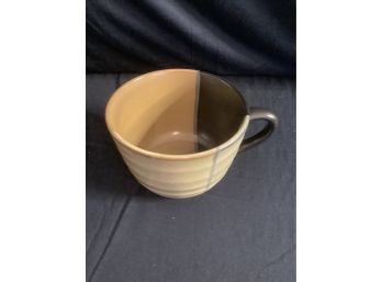 Large Sango Gold Dust Black Pottery Mug