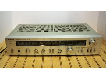 Technics SA-106 FM/AM Stereo Receiver