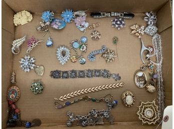 Tray Of Vintage Pins, Bracelets & Earrings