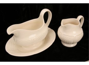 Vintage 1960's Wedgwood Willow Weave - Creamer And Gravy Boat