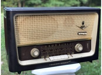 Grundig Majestic Radio