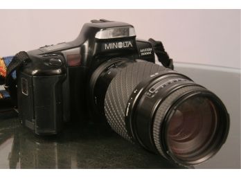 Minolta Maxxum 5000i 35mm Camera W/ 75-300 F5.6 Zoom Lens