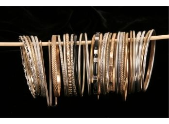 Costume Jewelry Lot - 32 Bracelets