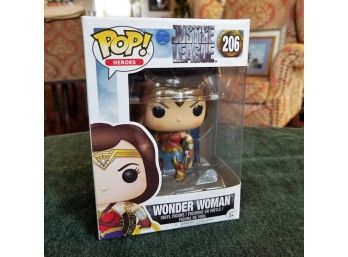 Wonder Woman Collectible Figurine