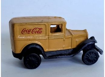 Cast Metal Replica Old Fashioned Coca Cola Model Truck