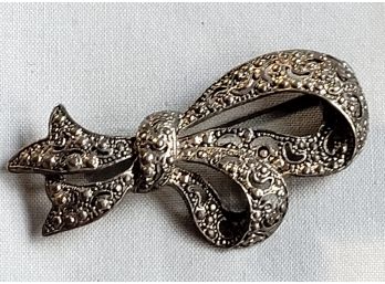 Vintage Silver Tone Classic Bow Brooch