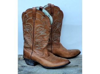 Cowgirl Western Style - Ariat Women's Cowboy Boots