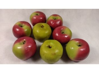 8 Extremely Realistic Apples