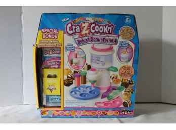 Cra-Z-Cookin Deluxe Donut Factory Child's Toy In Box