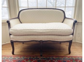 Beautiful Vintage Louis XV Settee