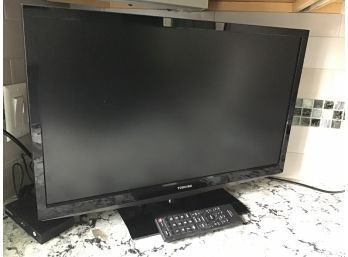 Toshiba 24 Inch TV With Remote (Kitchen)