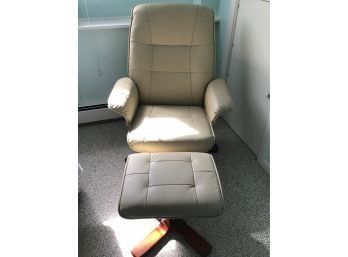Benchmaster Swivel Recliner And Ottoman (2 Of 2)