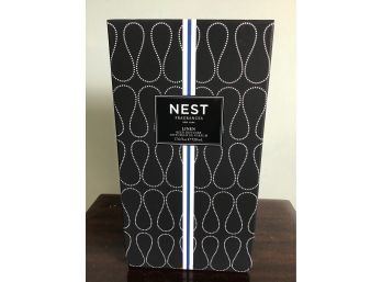 Nest Luxury Reed Diffuser, Linen Scent - NIB