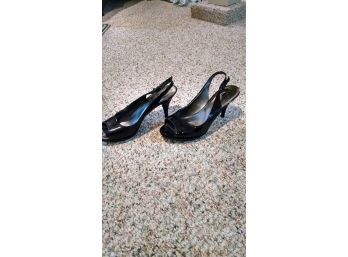 Pair Of Women's Sling Back Open Toes Shoes - 9 West - Size 8 - 3.5'heel