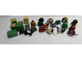 Large Grouping Of Fishing Reels & Spools *Penn And More*