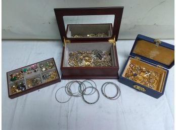 Mixed Jewelry In Boxes