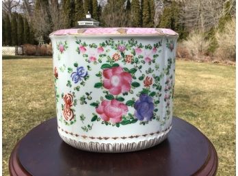 Mid 20th Century, Floral Lowestoft Porcelain Hand Painted Planter, Japan,