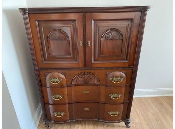 Beautiful Dresser/chifferobe With Carved Fan Design