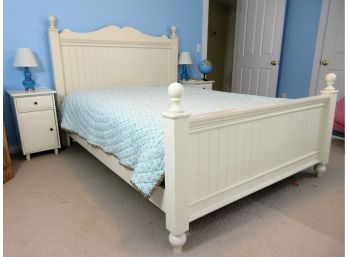 Substantial Country Style Queen Bed