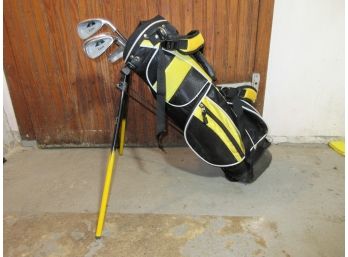 Child's Golf Clubs And Bag