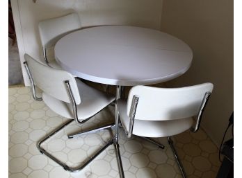 Contemporary Kitchen Table & Chairs