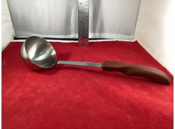 Vintage Cutco No. 15 Stainless Ladle With Wood Handle Made In The USA Good Overall Condition