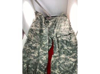 Like New US Military Issue Trouser Army Combat Uniform Size Medium Regular