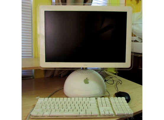 I-Mac Computer, Keyboard, Mouse & Speakers