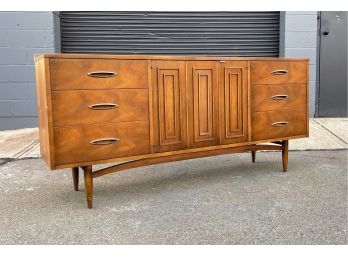 Mid Century Broyhill Sculptra Walnut 9 Drawer Dresser