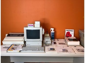 Apple II GS Computer - Limited Edition Signed By Steve Wozniak