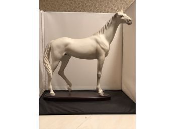 Lladro Thoroughbred Horse - Retired Collection RARE 104/1000