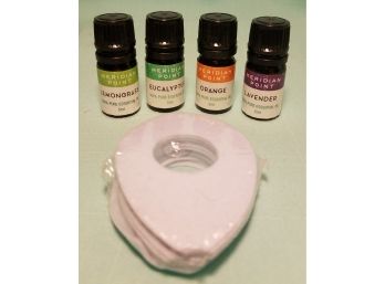 4 Bottles Of Essential Oils And Replacement Pads For Meridian Point Mini Portable Diffuser