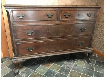 Antique Traditional Chest Of Drawers