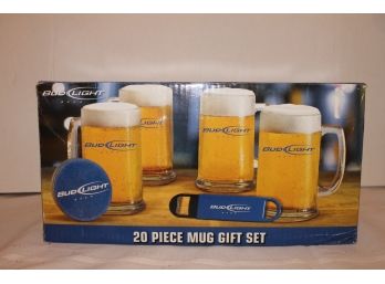 Budweiser's Bud Light 20 Piece Gift Set - New In Box GREAT GIFT!