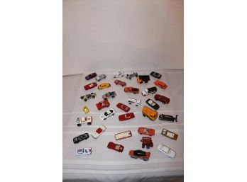 Set Of 35 Die-Cast Cars Hot Wheels, Matchboxes Etc.