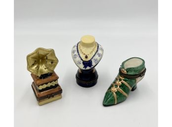 Vintage Set Of Small Trinket / Ring Jewelry Boxes (record Player, High Heel, Necklace)
