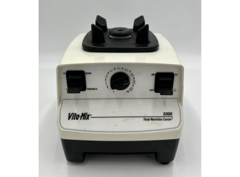 Vita-mix 5000 10-Speed Blender Base, Model VM0103 (Base Only). Tested & Working. Vitamix