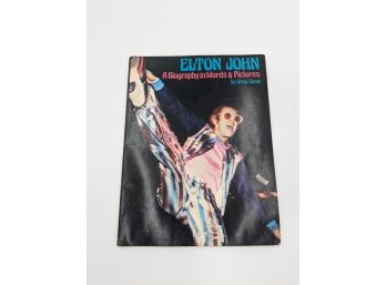 Elton John A Biography In Words & Pictures By Greg Shaw SC 1976 Sire Chappell Book