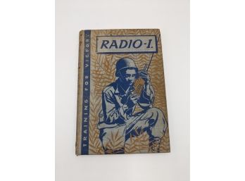 Radio Training For Victory By Williams And Scarlott 1943 - Hardcover Military Book WW2