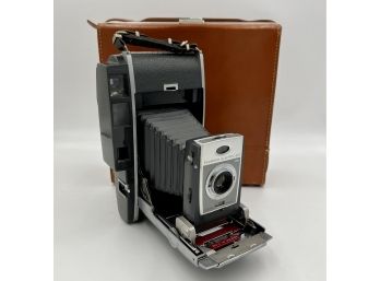 POLAROID Model 900 Electric Eye Land Camera Kit - Leather Case, Flash, Close-up Lenses, Accessories