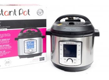 Instant Pot Duo Plus 10-in-1 Pressure & Slow Cooker