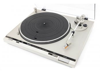 Technics Model SL-D35 Turntable