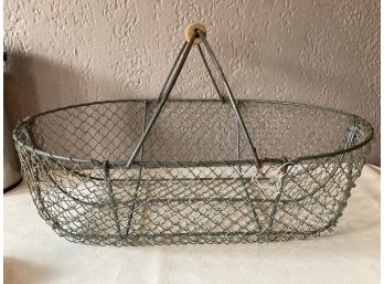 Nice Wire Basket With Wooden Handles To Collect Flowers, Veggies, Fruits Or Eggs In