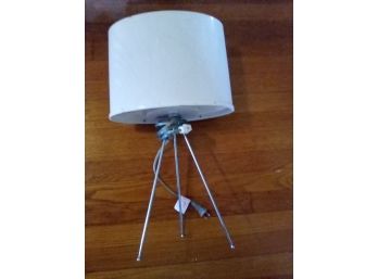 Mid Century White Plastic & Chrome Electric Atomic Style Lamp Glows Red When Lit