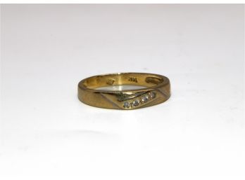 14K Yellow Gold Wedding Ring With 4 Small Diamonds - Size 7