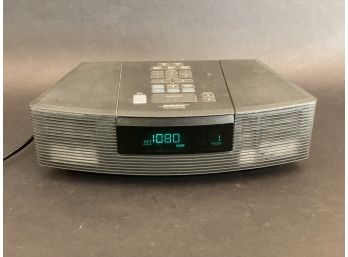 A Bose Wave Radio/CD (Black)