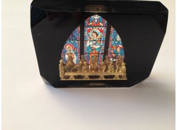 Vintage Last Supper Paperweight Cast In Lucite Stained Glass Backdrop