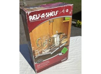 Rev-A-Shelf Single Pull Out Basket