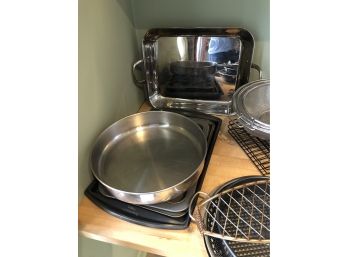Bakeware And Cookware Lot